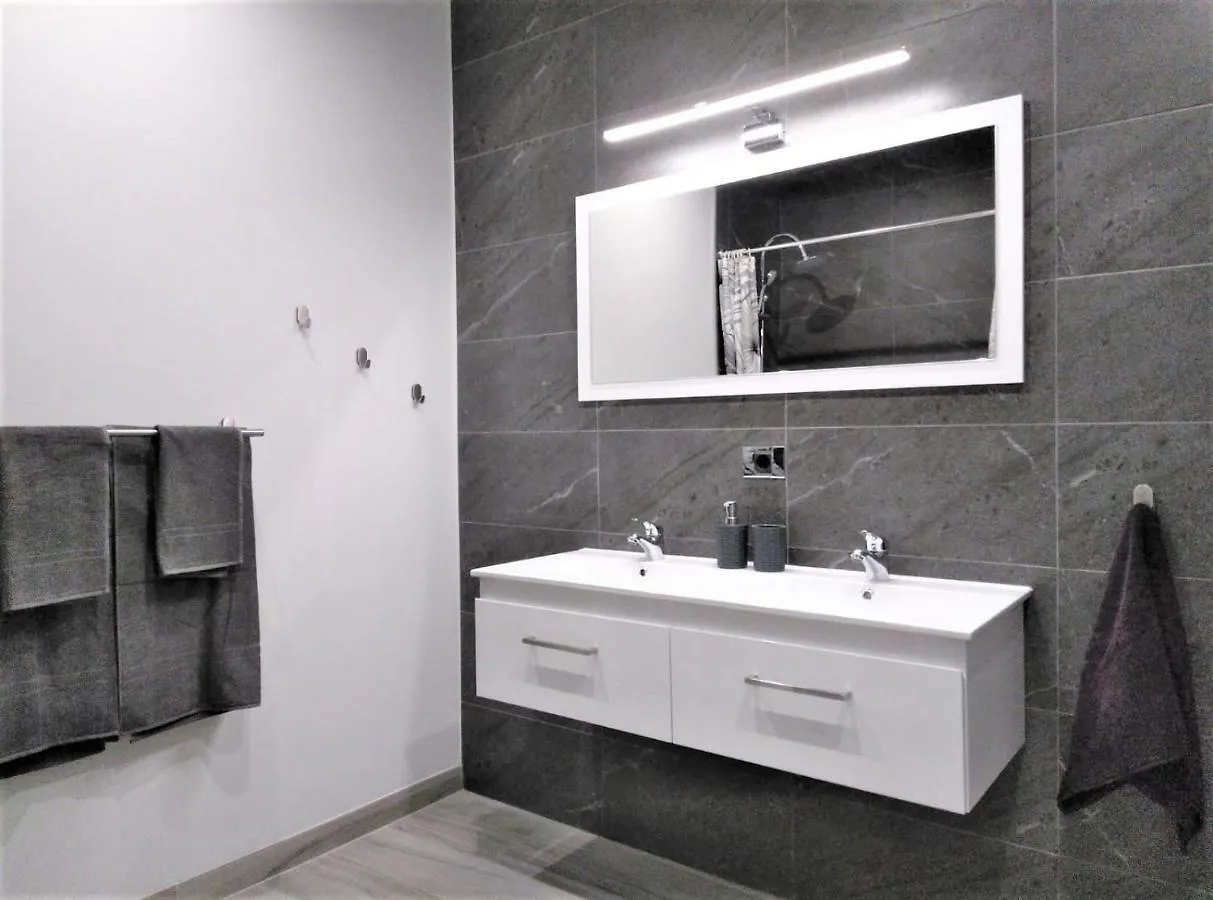 Apartamentos Ainara サンタクルスデテネリフェ スペイン