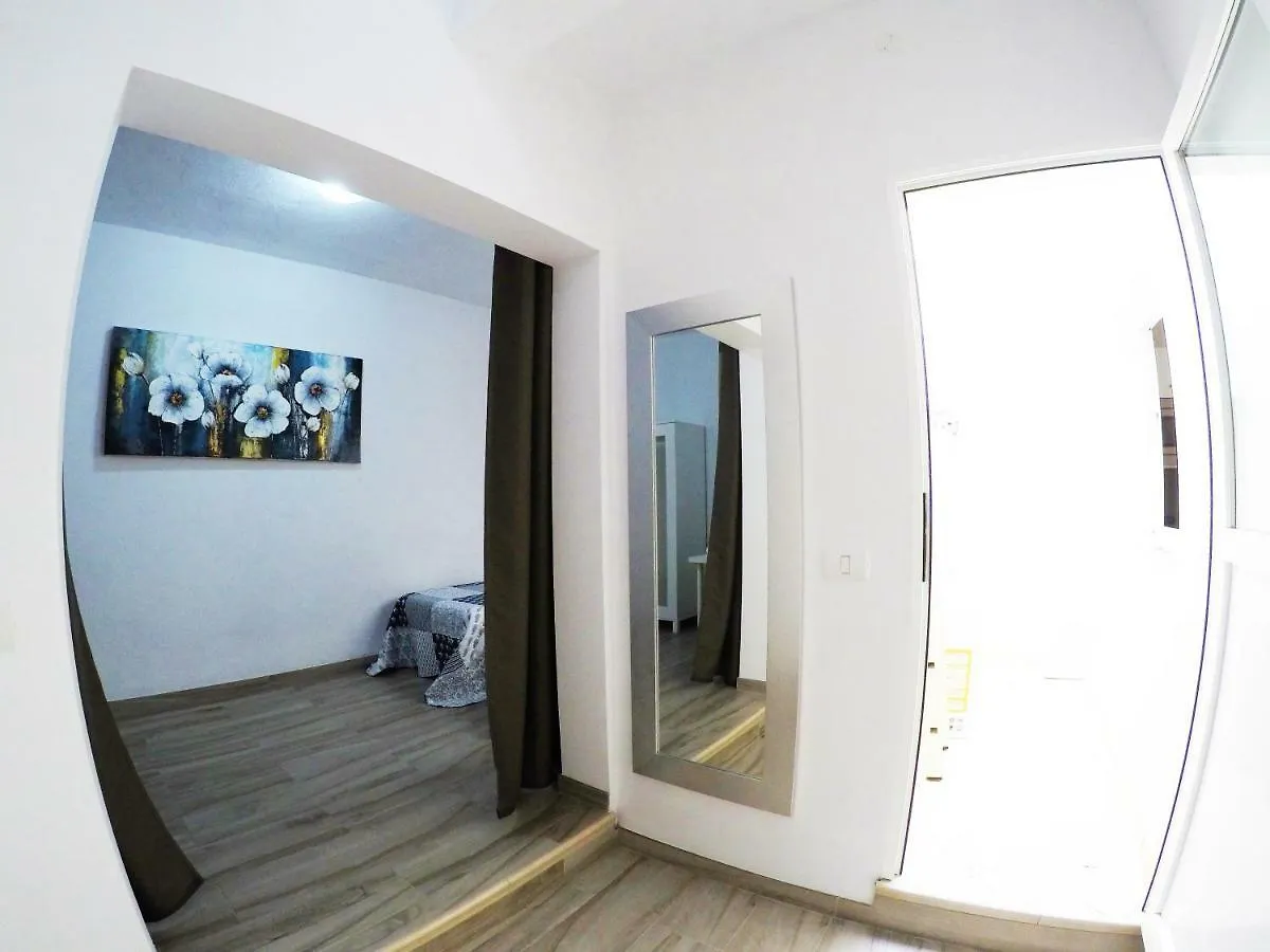 アパート Apartamentos Ainara サンタクルスデテネリフェ