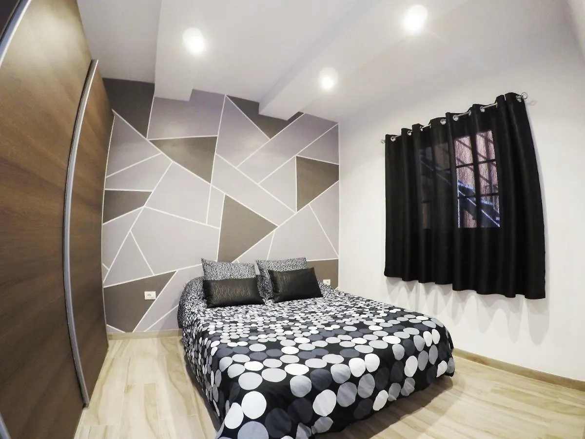 Apartamentos Ainara サンタクルスデテネリフェ アパート